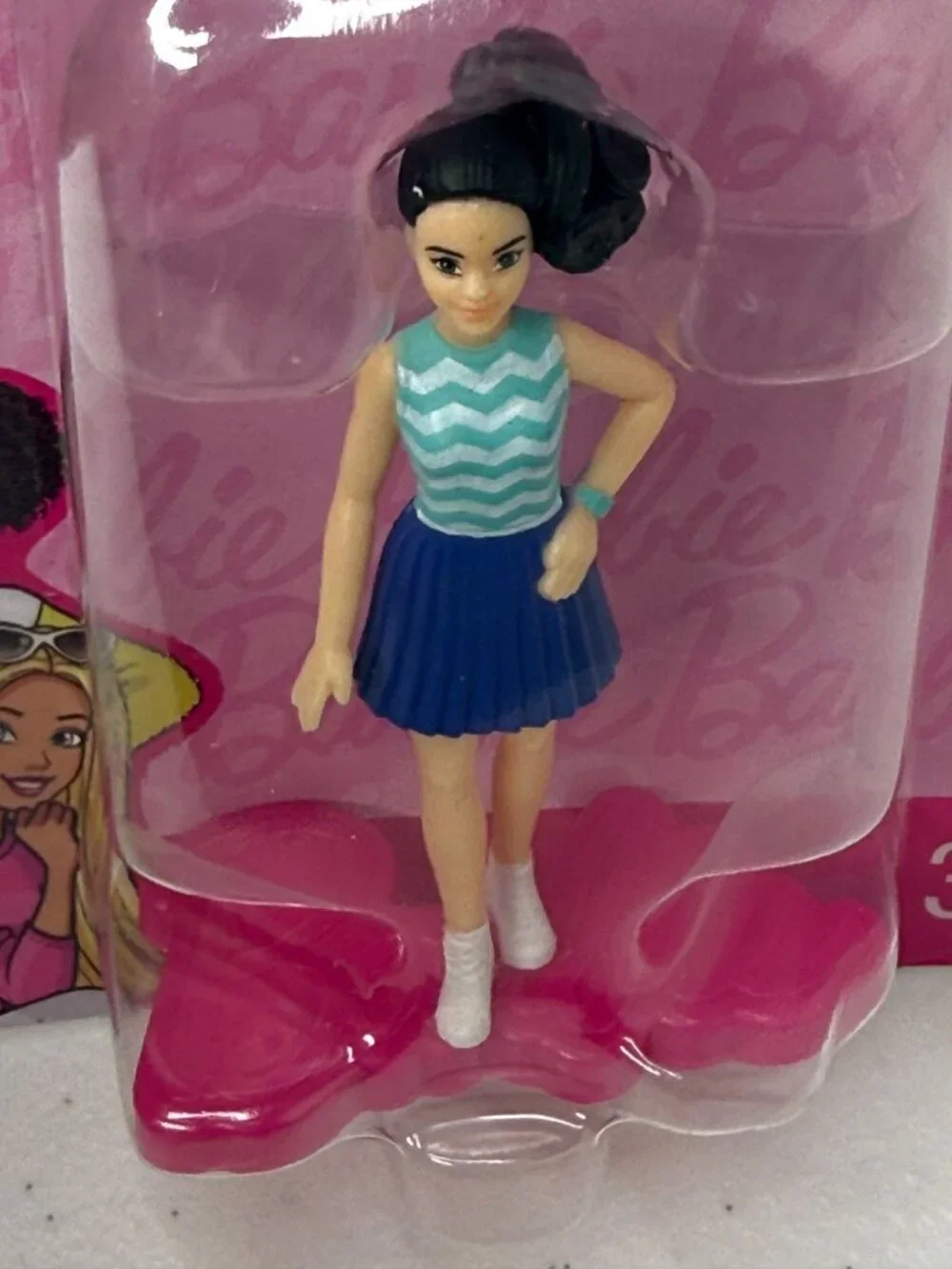 Barbie Mini Figure Blue Chevron Top Navy Skirt New